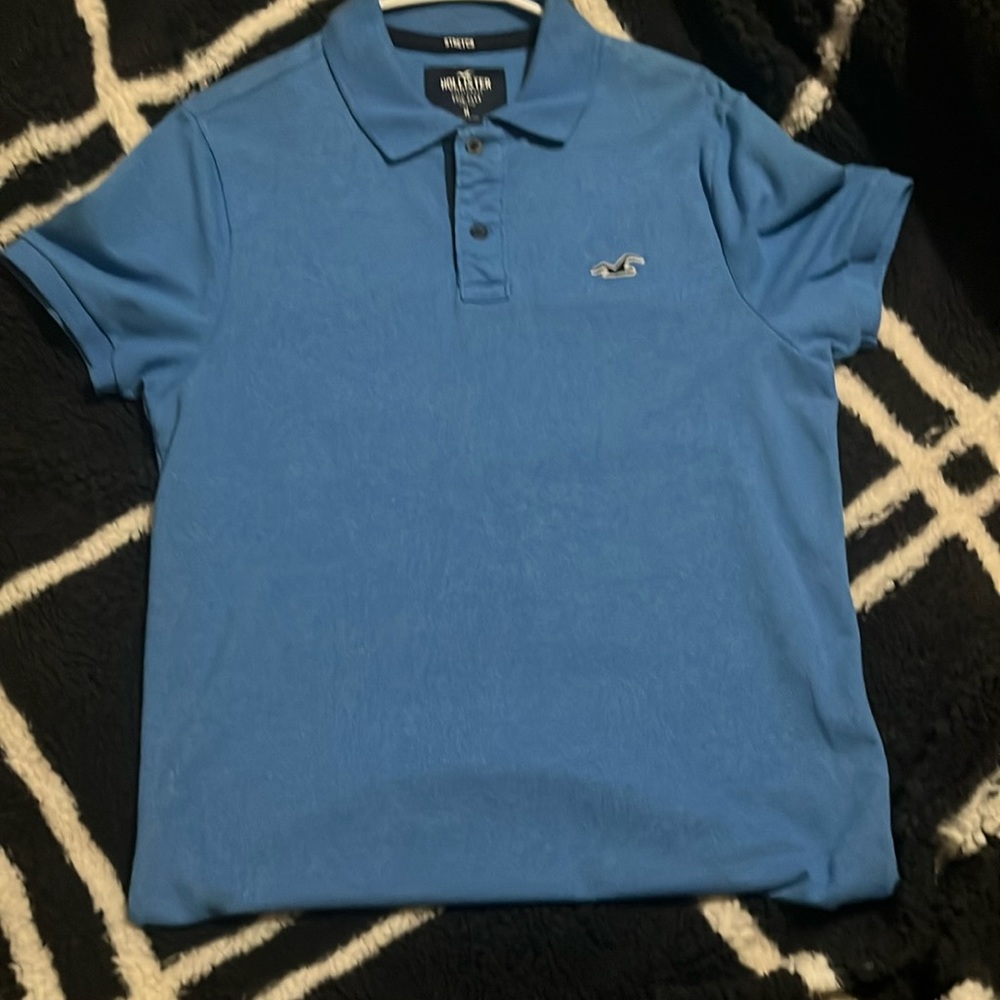 Hollister polo